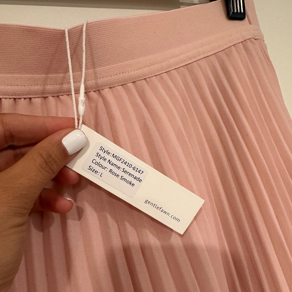 Pleated Midi Skirt - Blush Pink - Picture 3 of 4